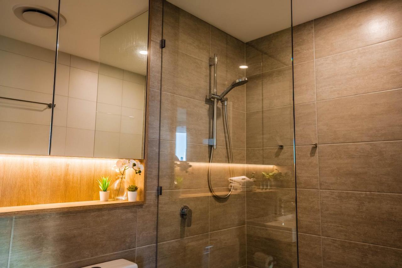 2 Bedroom Luxurious Family Apartment Next To Pacific Fair - Broadbeach Gold Coast Gc22 Kültér fotó